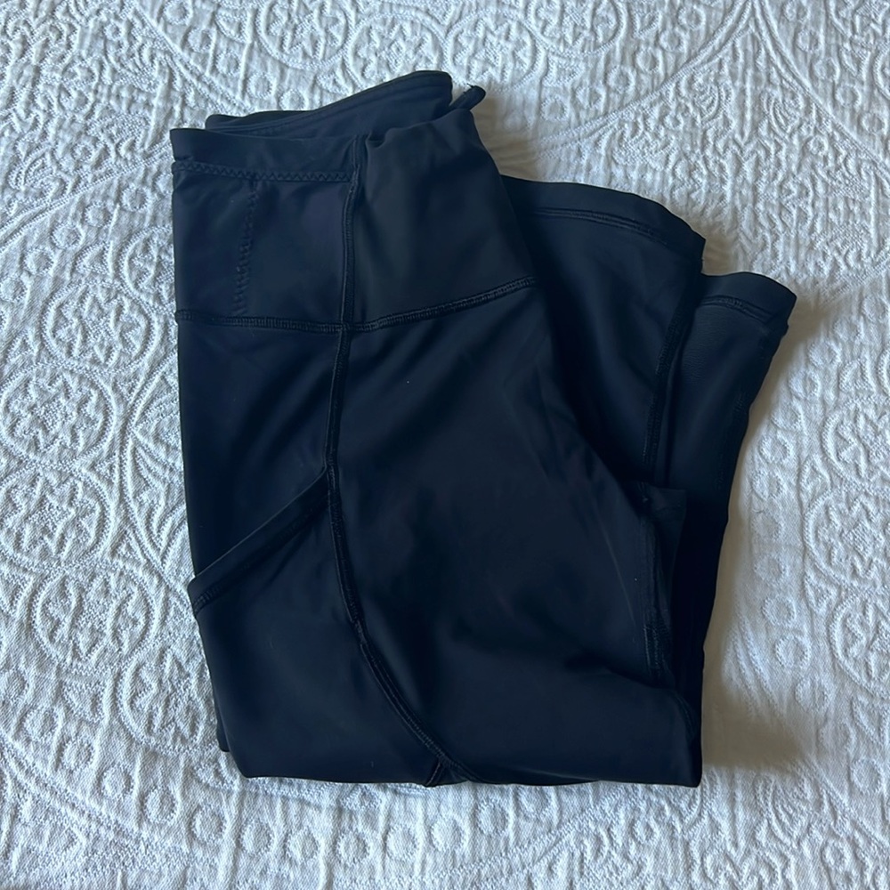 Cropped lululemon running leggings used